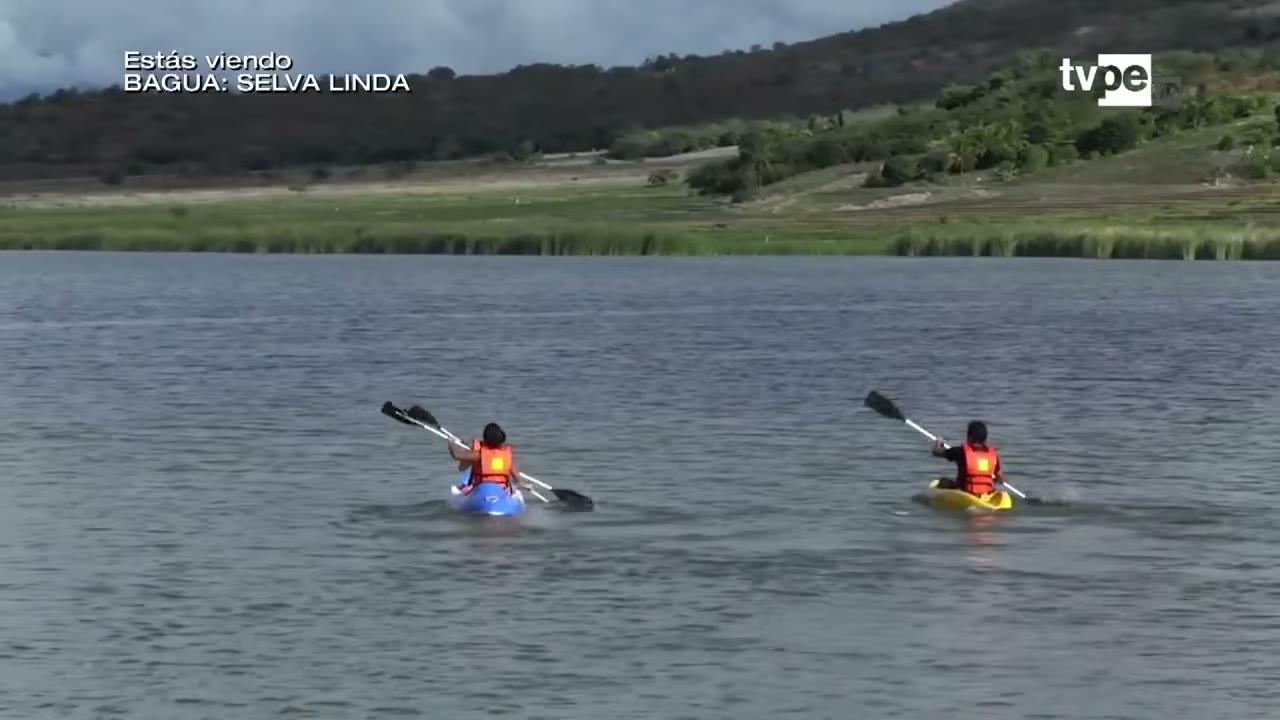 Kayak en la laguna de Burlan