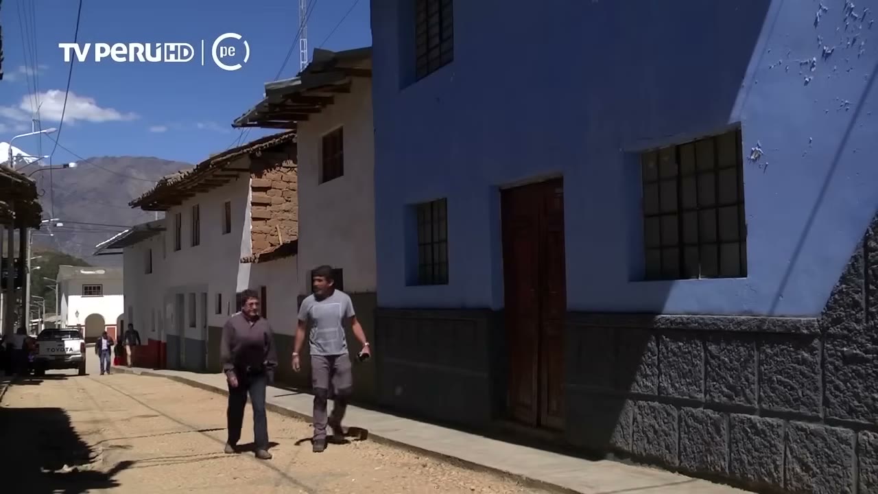 Una calle de Corongo