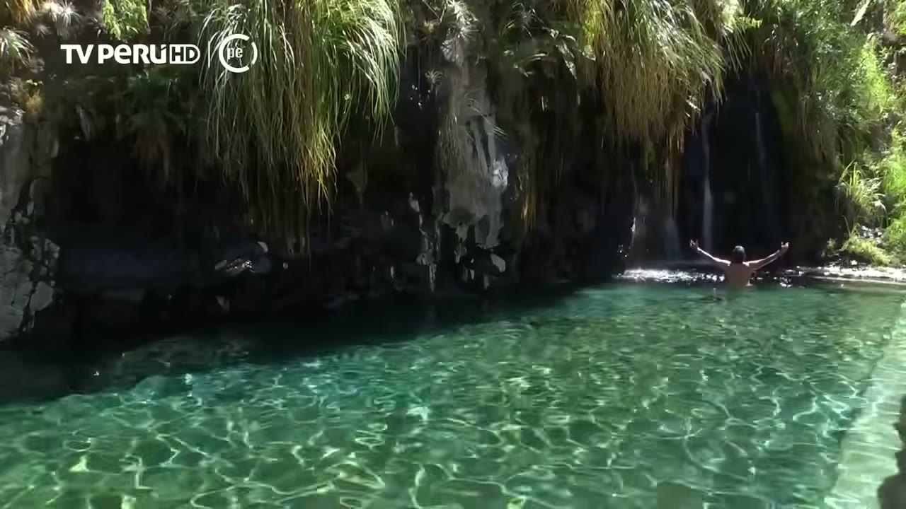 La poza de los baños termales de Aticara