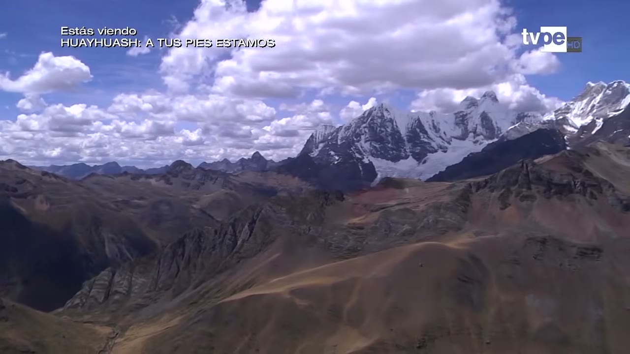 El macizo de Huayhuash desde el paso Yaucha