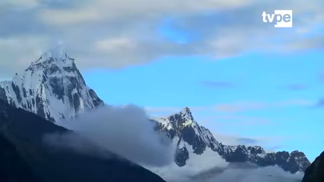 El Taulliraju visto desde Llamacorral