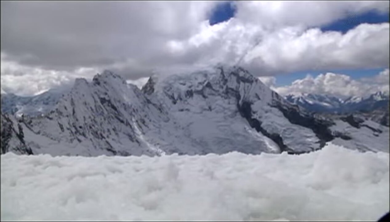 La cordillera Blanca desde la cumbre del Vallunaraju