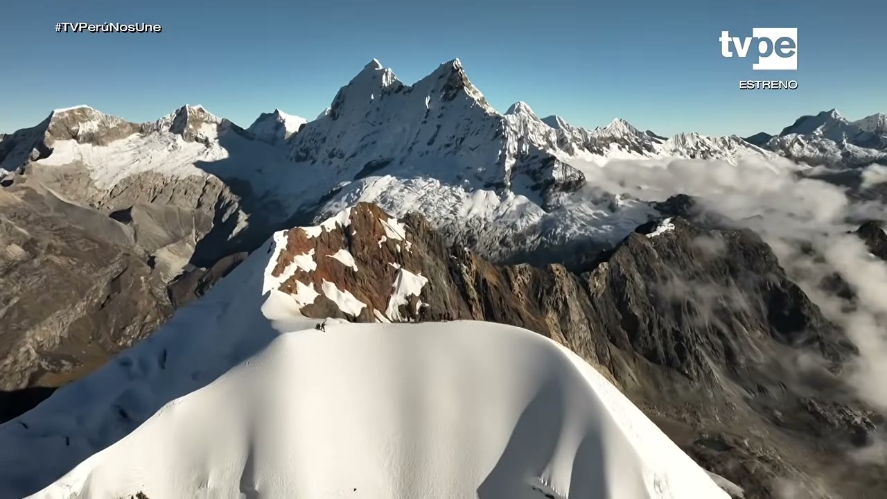 Vista desde la cumbre del Yanapaccha