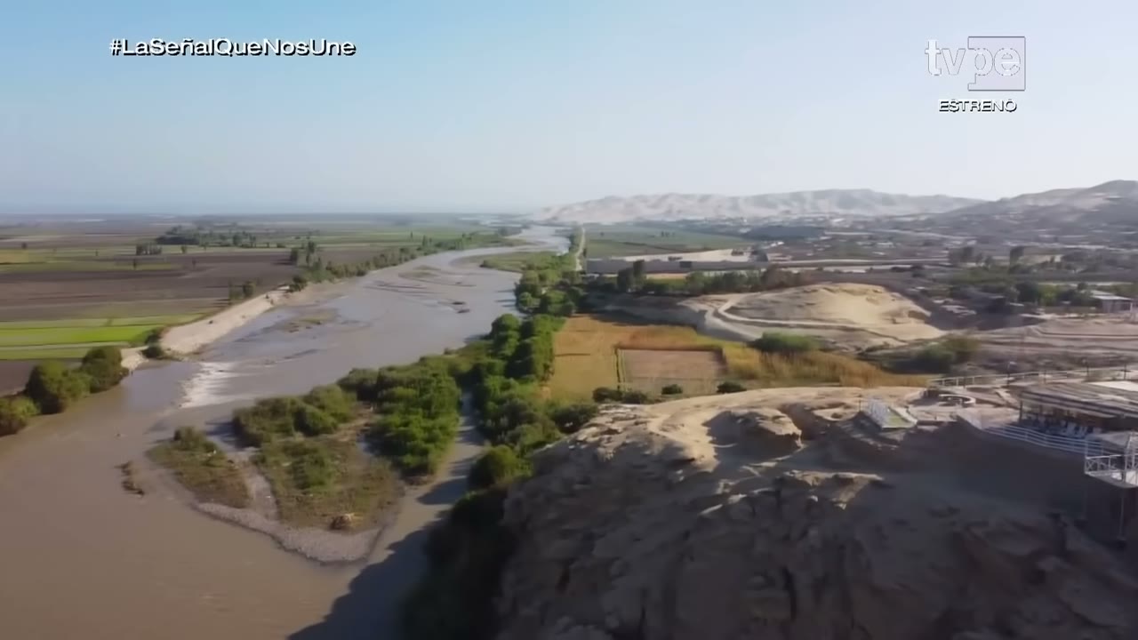 El valle y el río Camaná