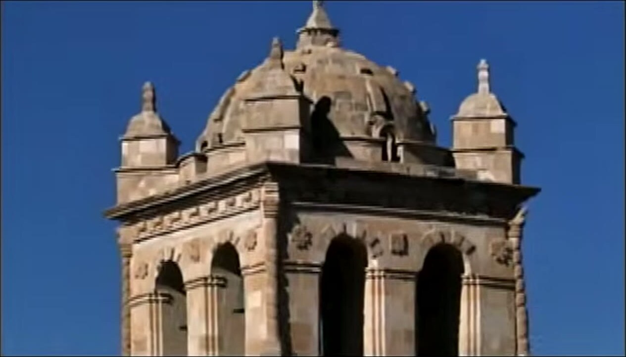La torre campanario de Yauri