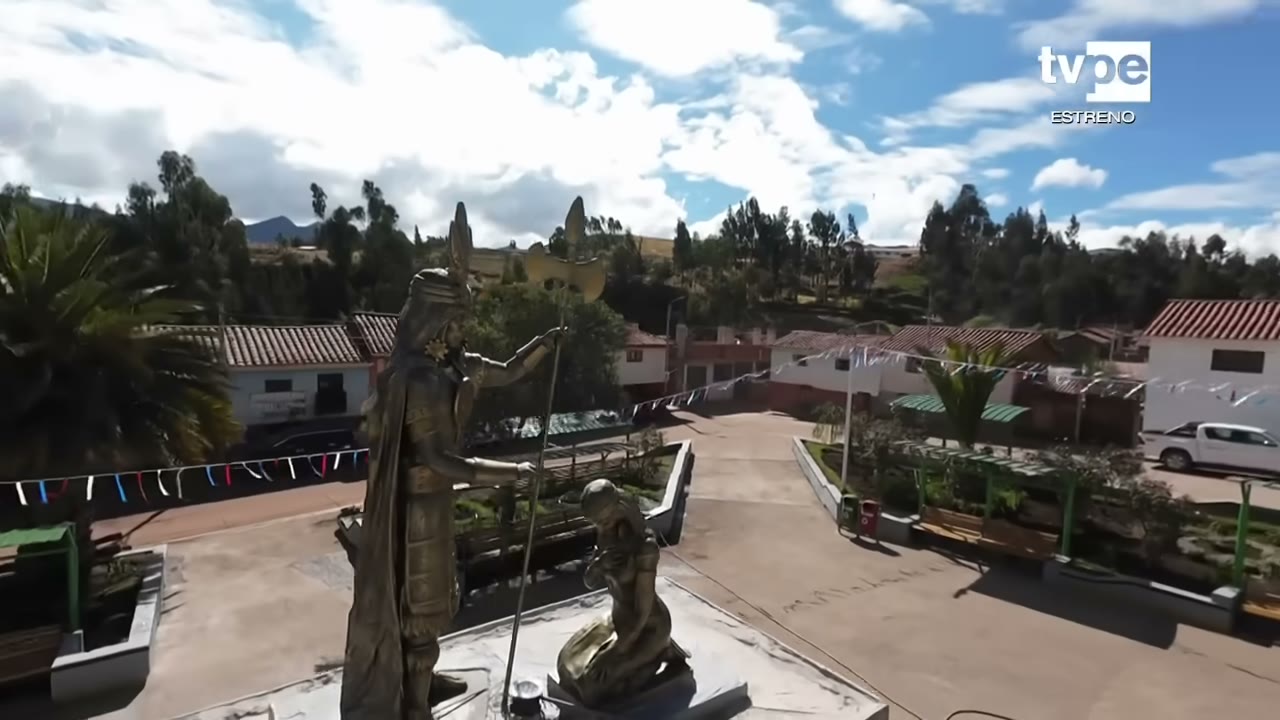 Plaza de armas de Huanoquite