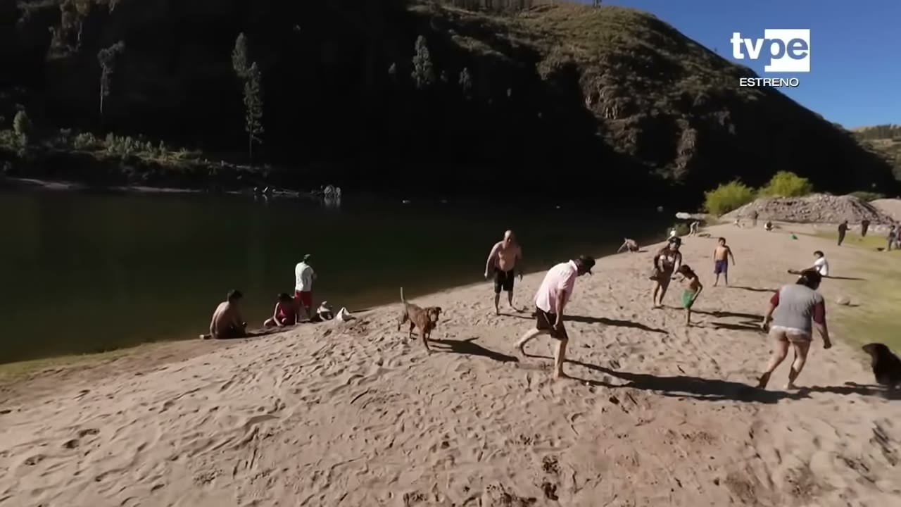 Playa de Pilpinto junto al río Apurímac