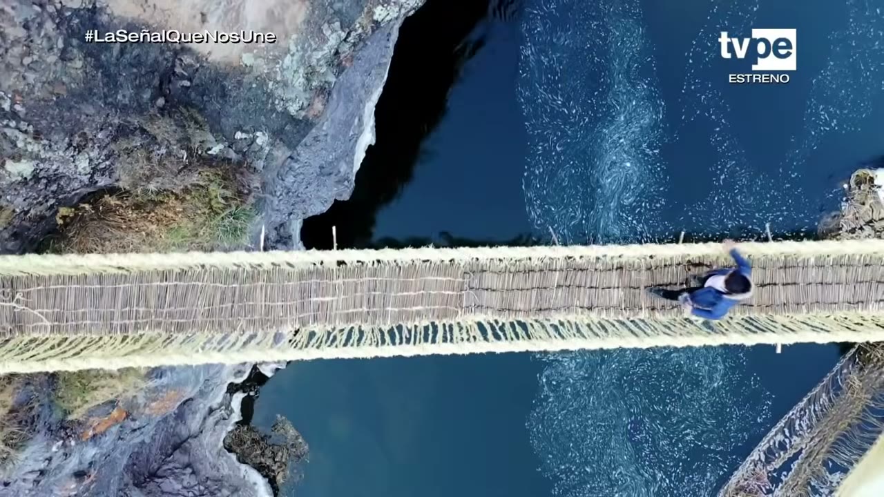 El puente Q'eswachaka sobre el Apurímac