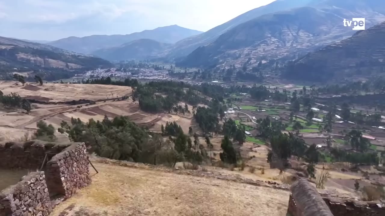 El valle de Pitumarca desde Machu Pitumarca