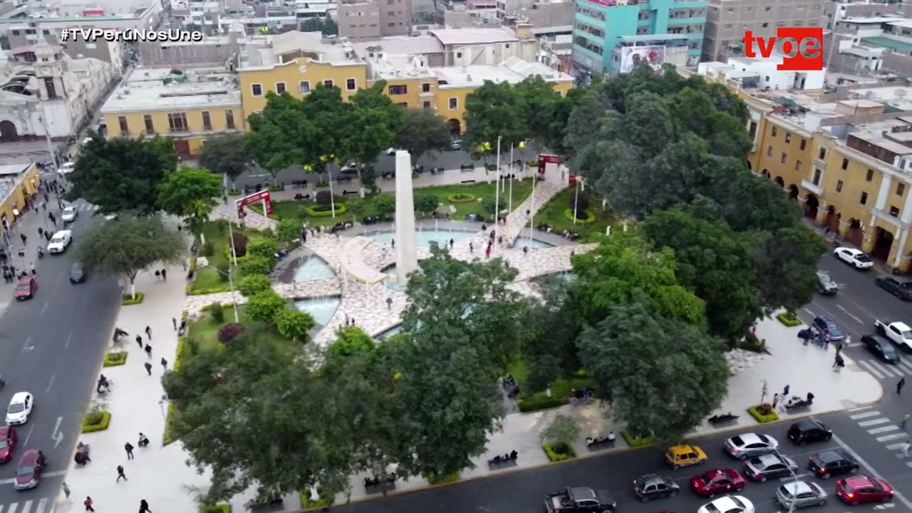 Vista aérea de la Plaza de Armas de Ica