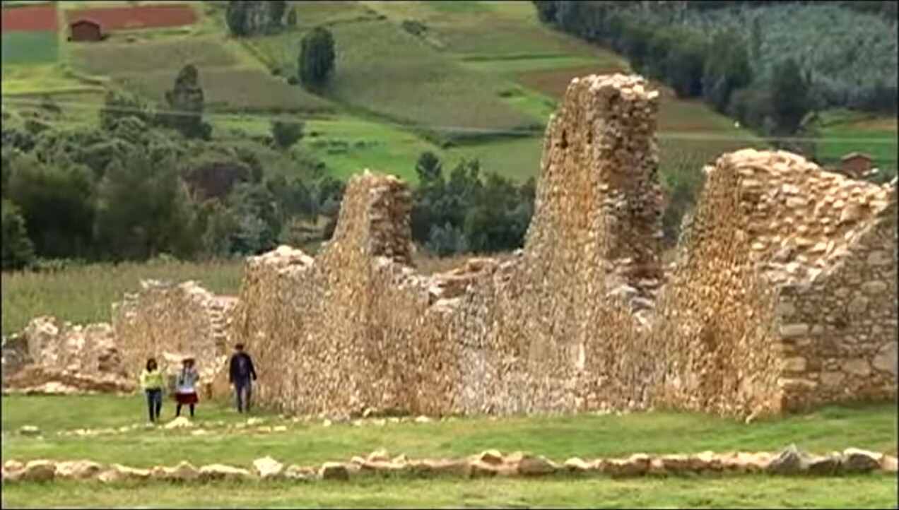 Los muros de Wiracochapampa
