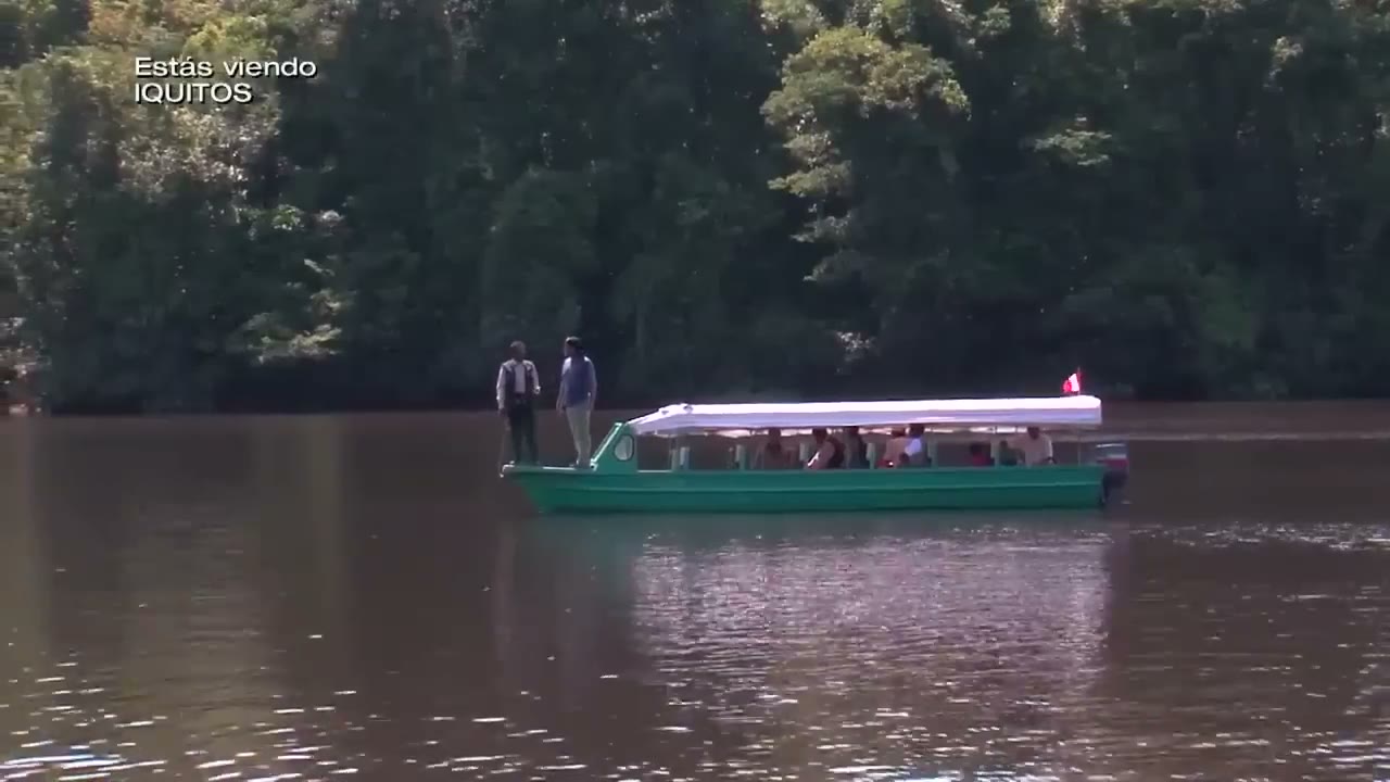 Navegando en la reserva Allpahuayo Mishana