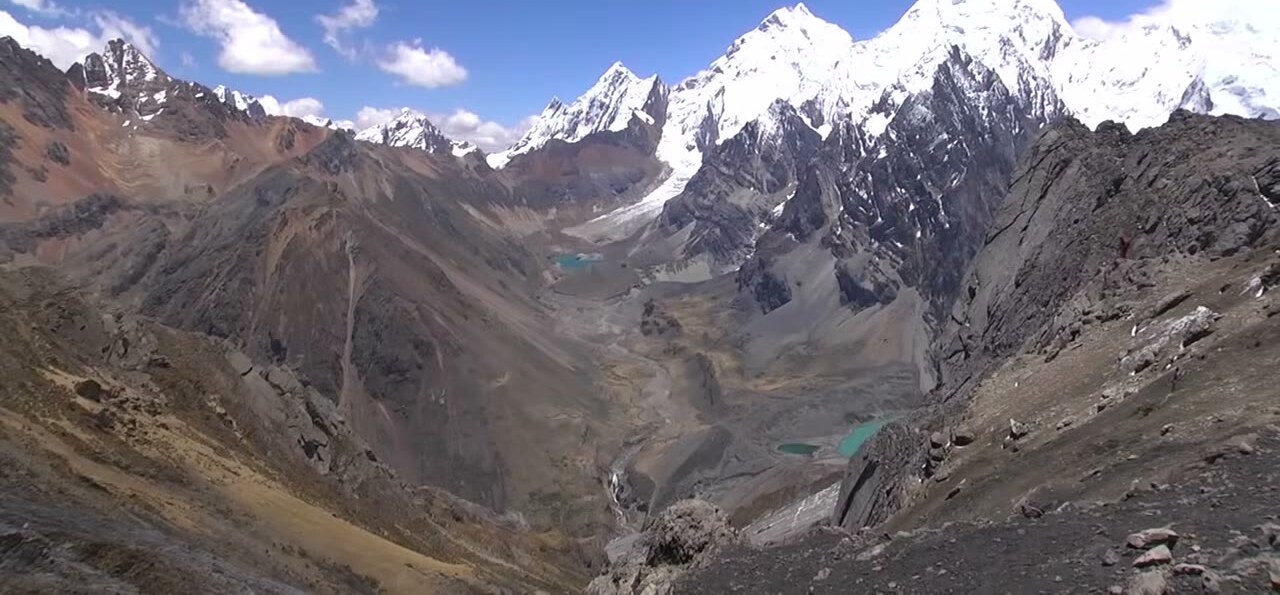 La cordillera de Huayhuash desde el mirador de San Antonio