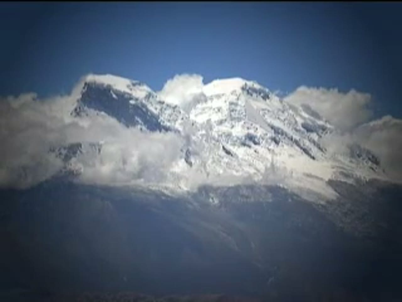 El Huascarán desde el mirador de Winchus